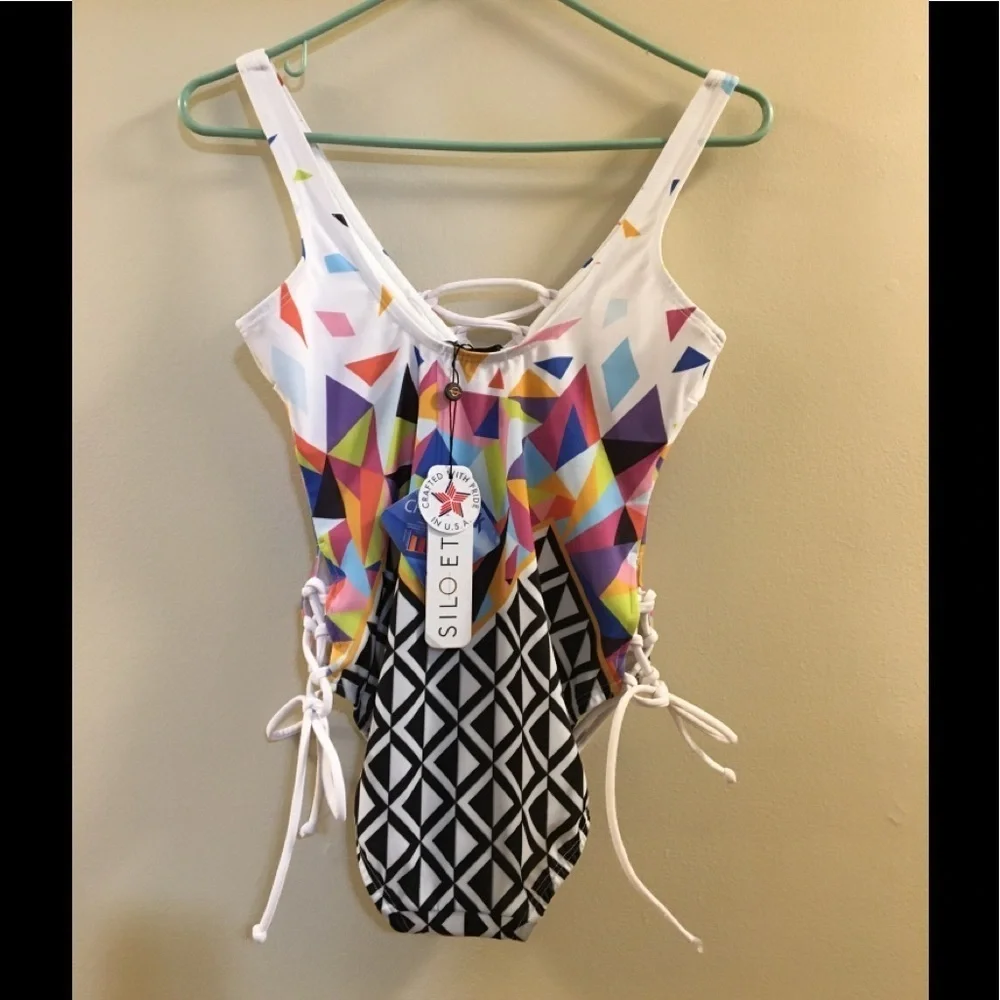 1.Siloett Blake Triangle One Piece Swimsuits